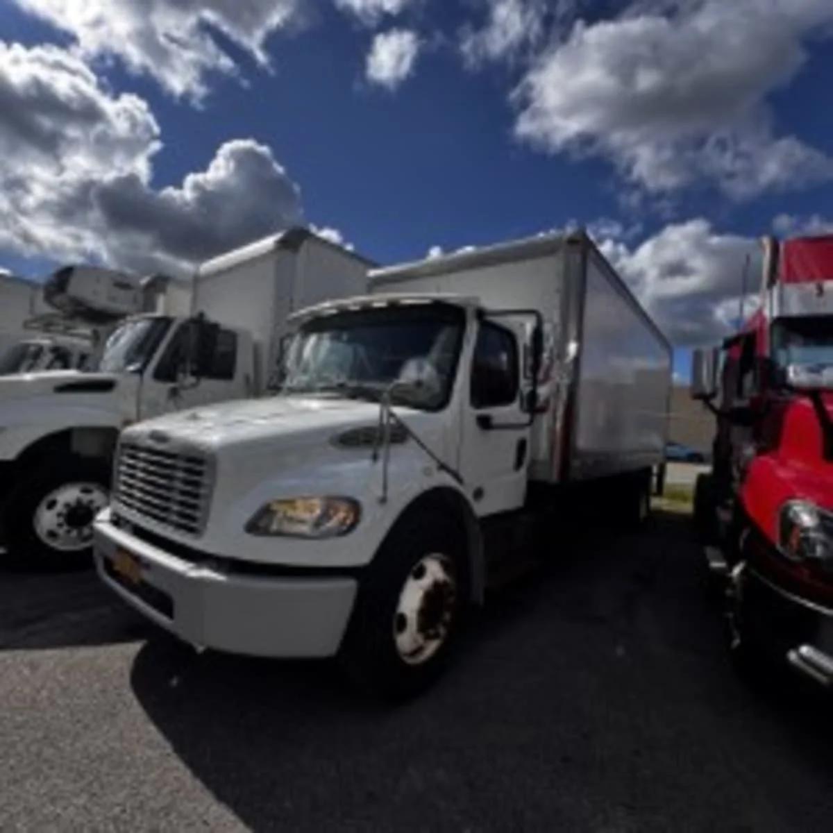 2019 Freightliner M2 106