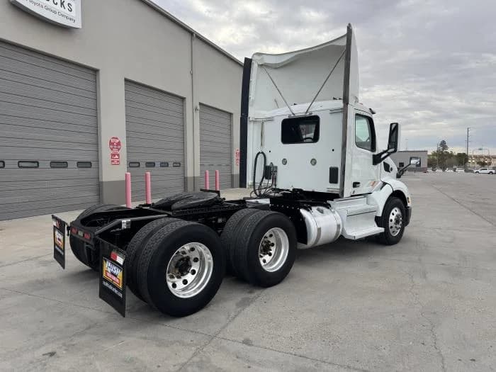 2020 Peterbilt 579 in El Paso, TX — photo 6