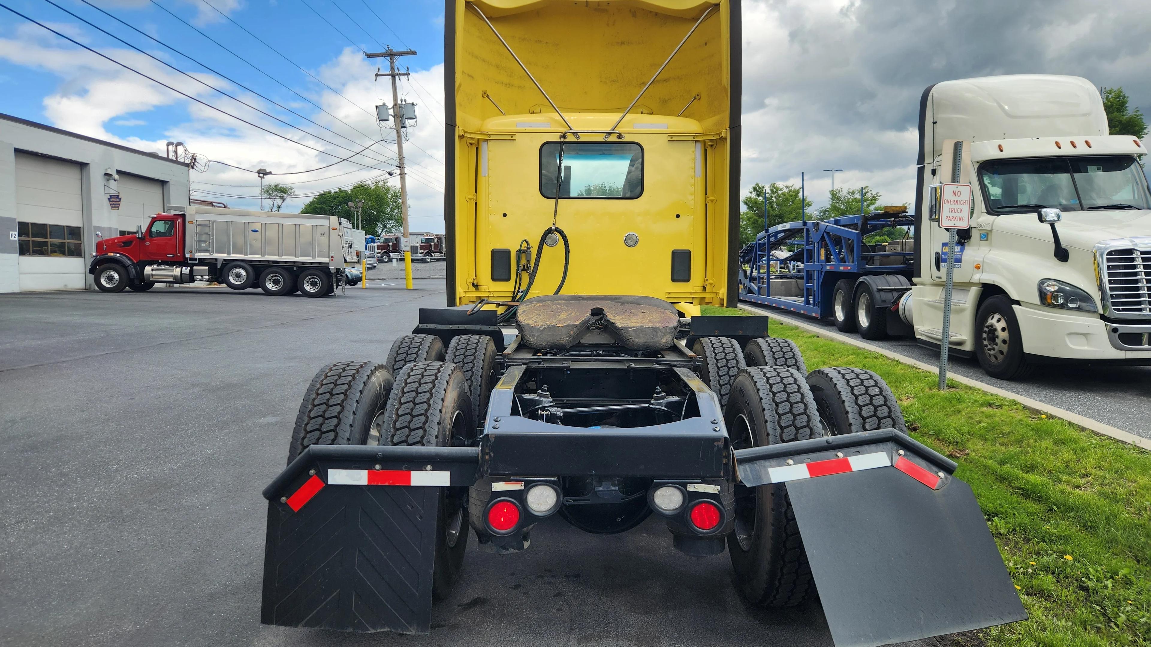 2021 Peterbilt 579 in LANCASTER, PA — photo 6