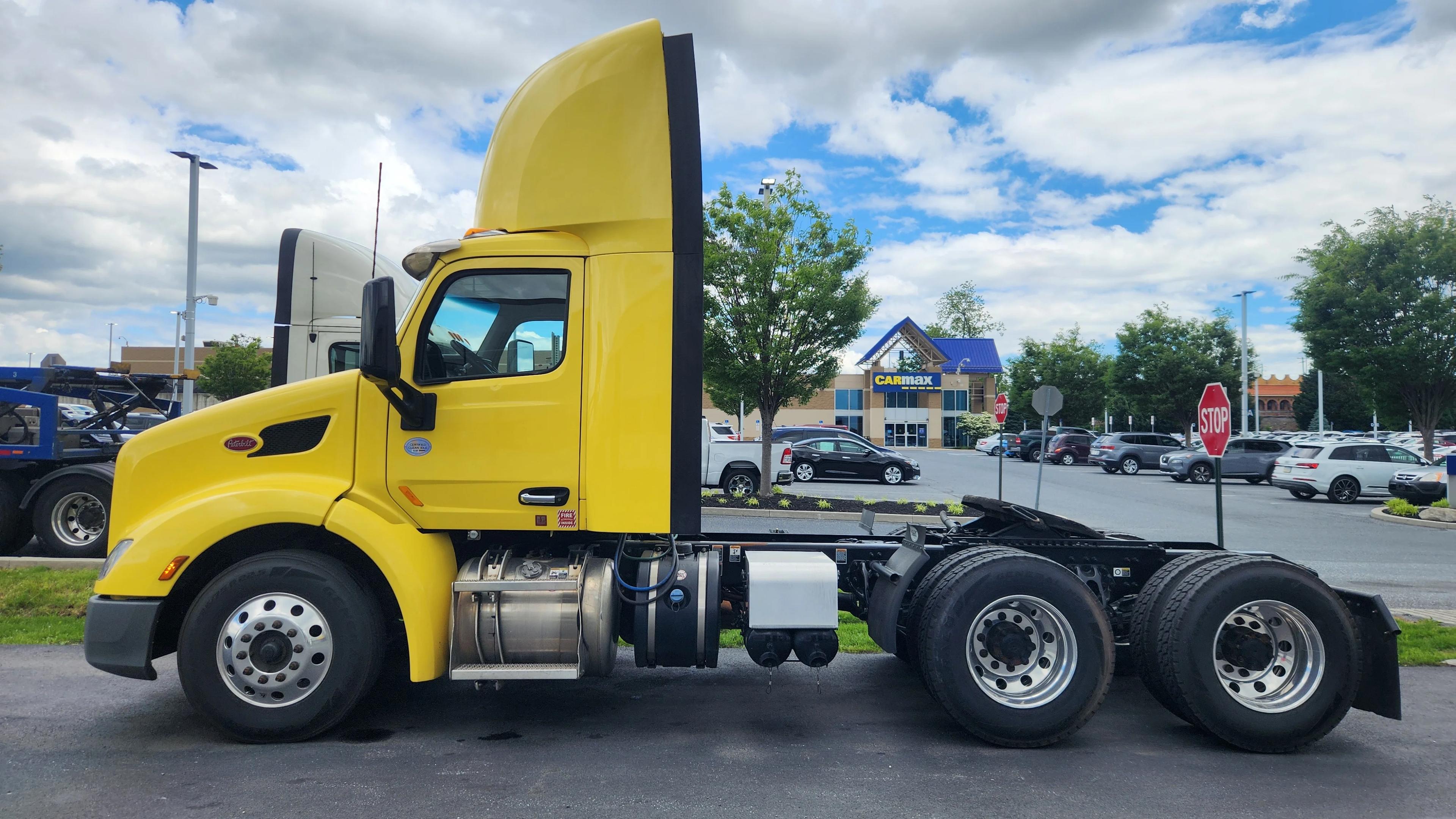 2021 Peterbilt 579 in LANCASTER, PA — photo 8