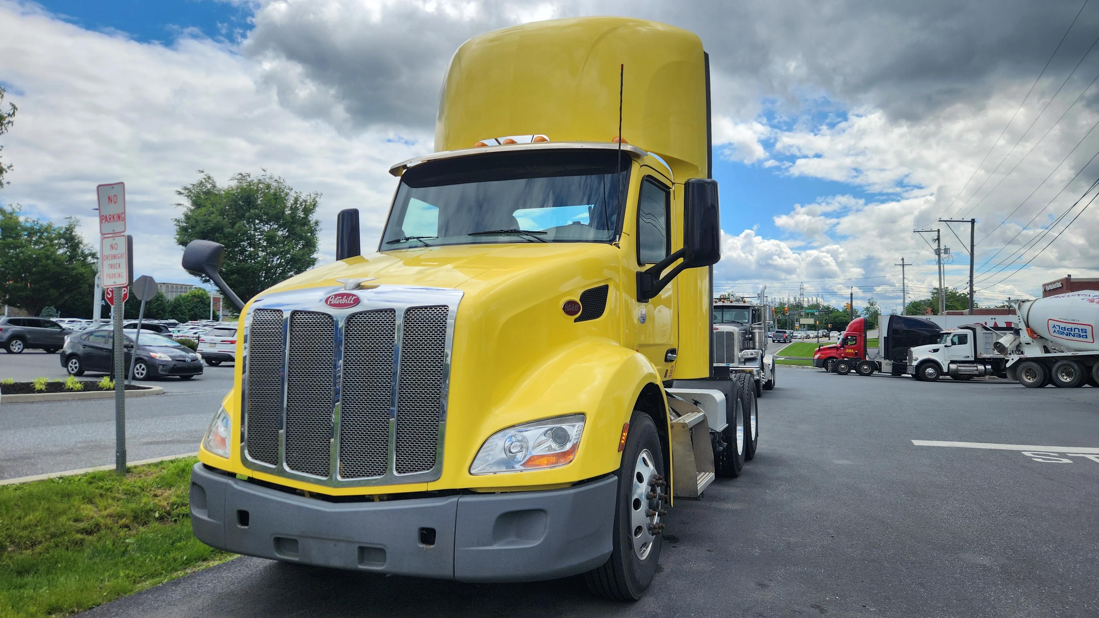 2021 Peterbilt 579