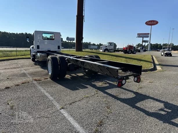 2025 Peterbilt 537 in GA — photo 4