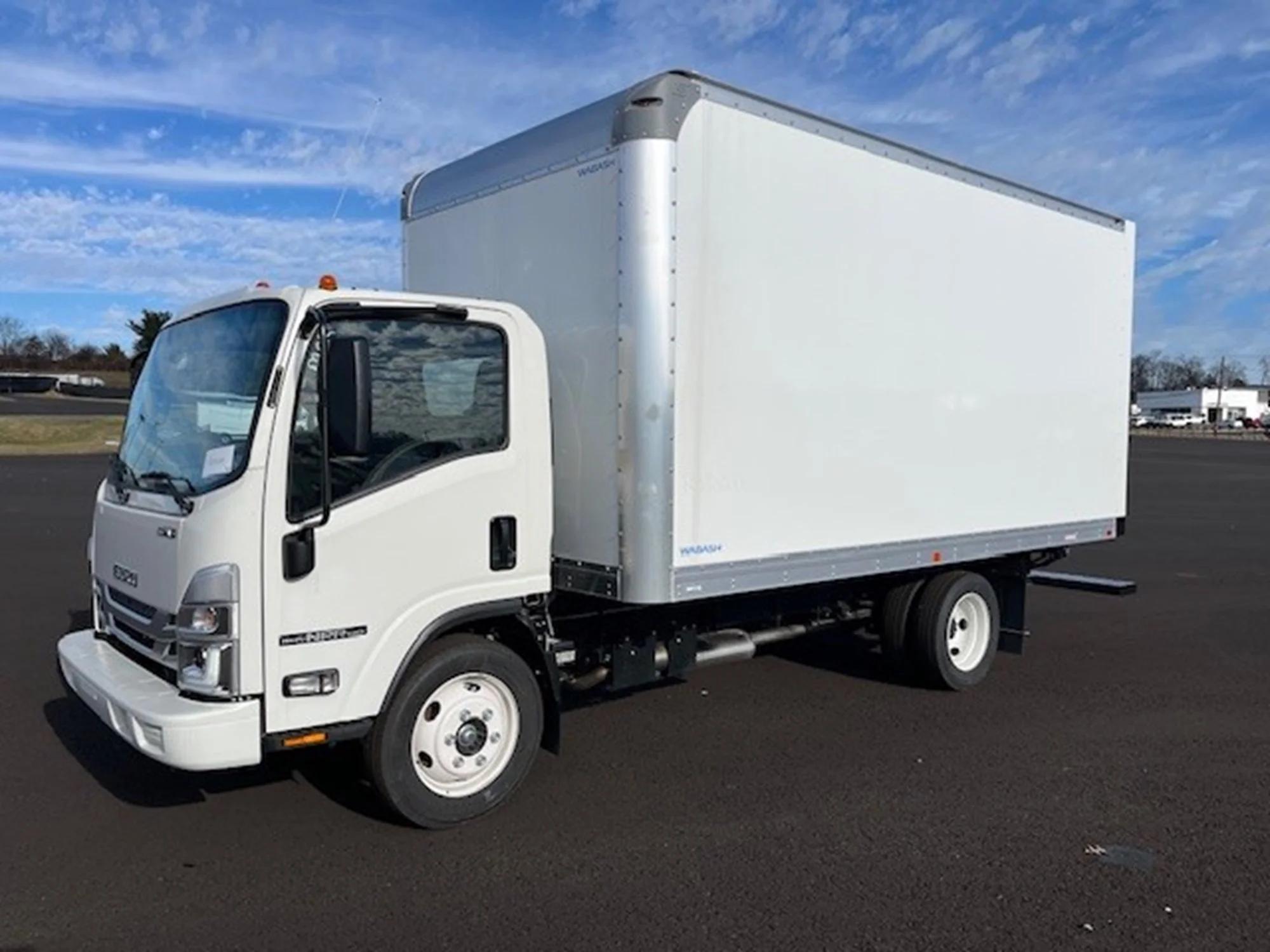 2025 Isuzu NPR