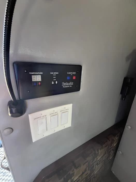 2015 Peterbilt 579 — photo 24