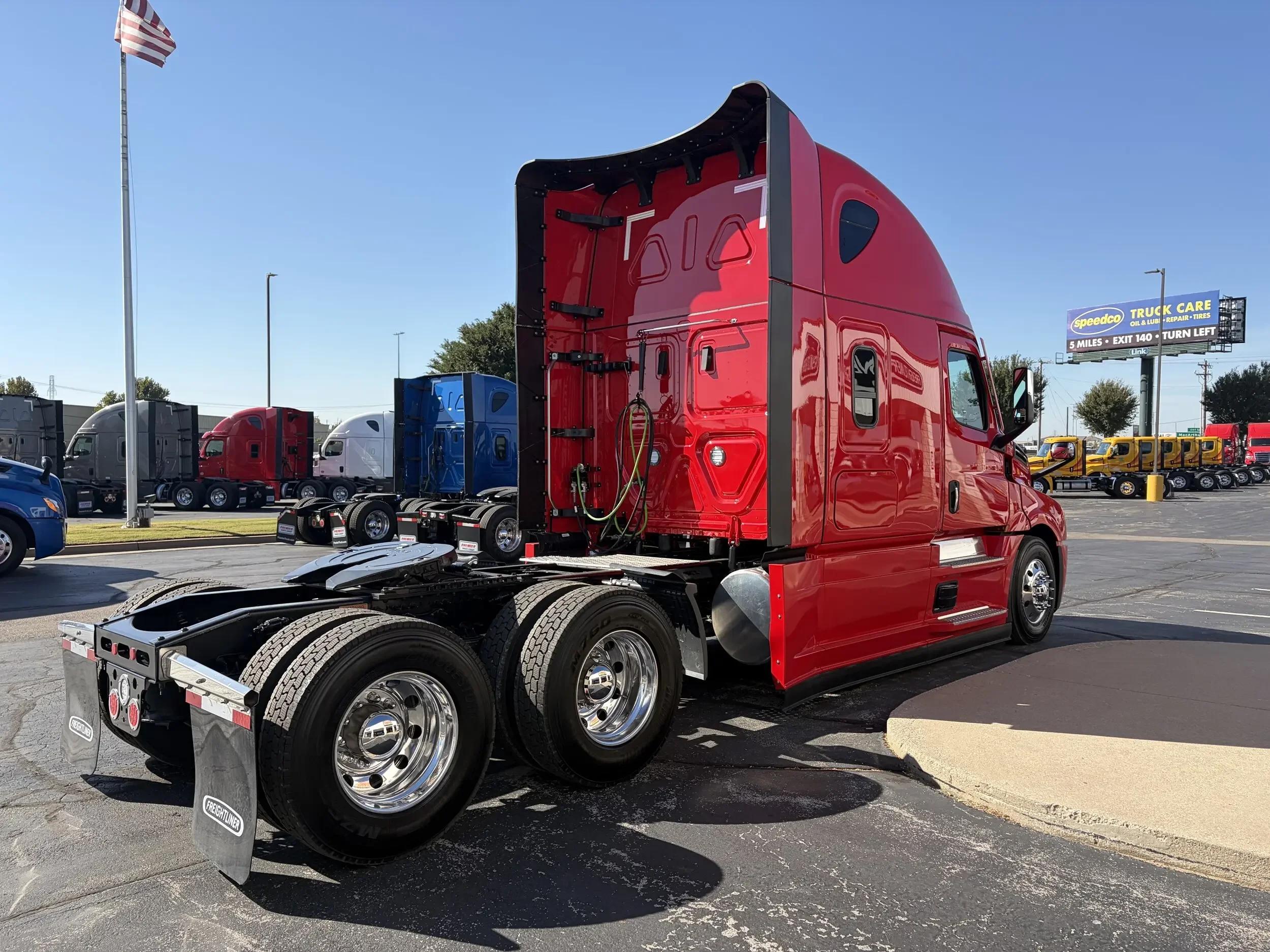 2026 Freightliner Cascadia in Oklahoma City, OK — photo 5