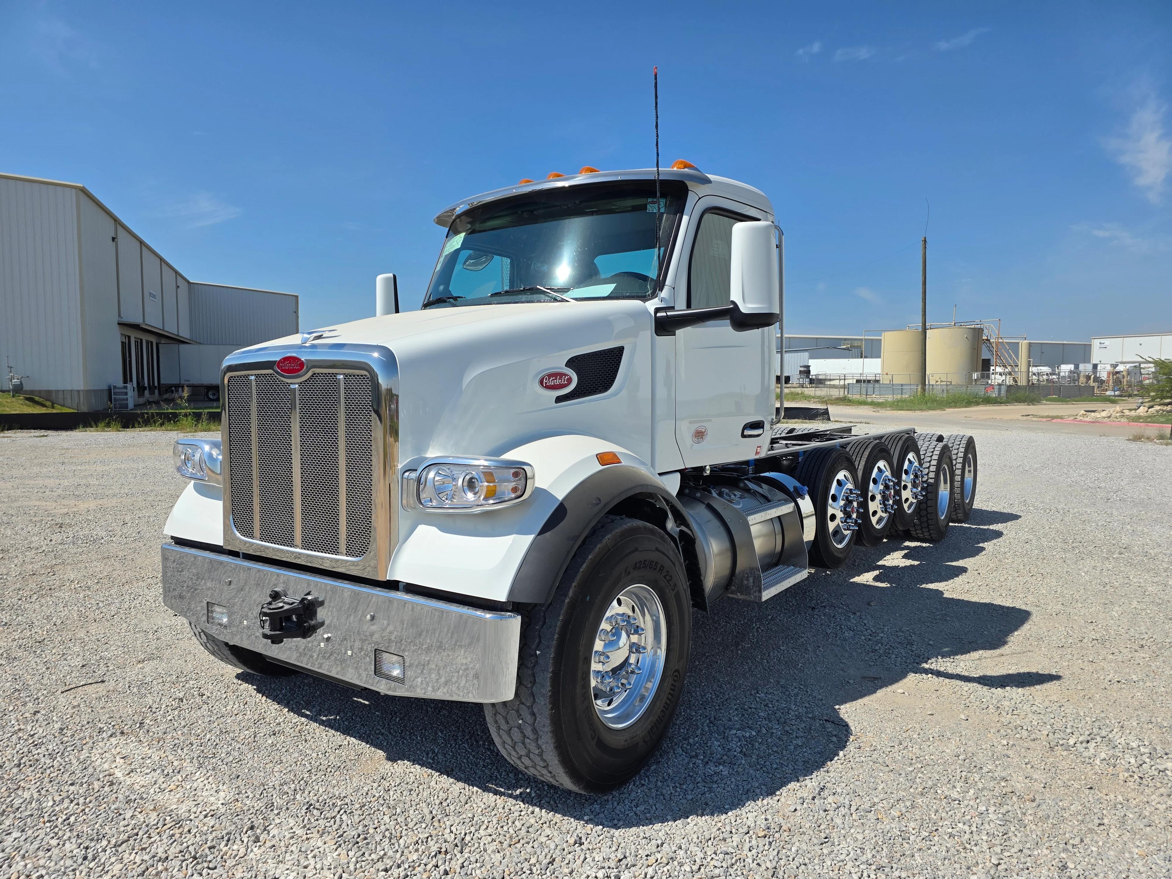 2026 Peterbilt 567