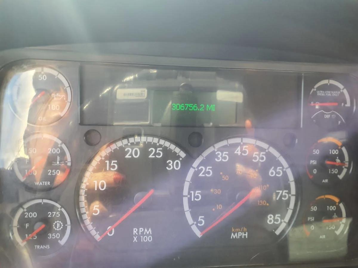 2022 Freightliner M2 106 in Commerce City, CO — photo 10