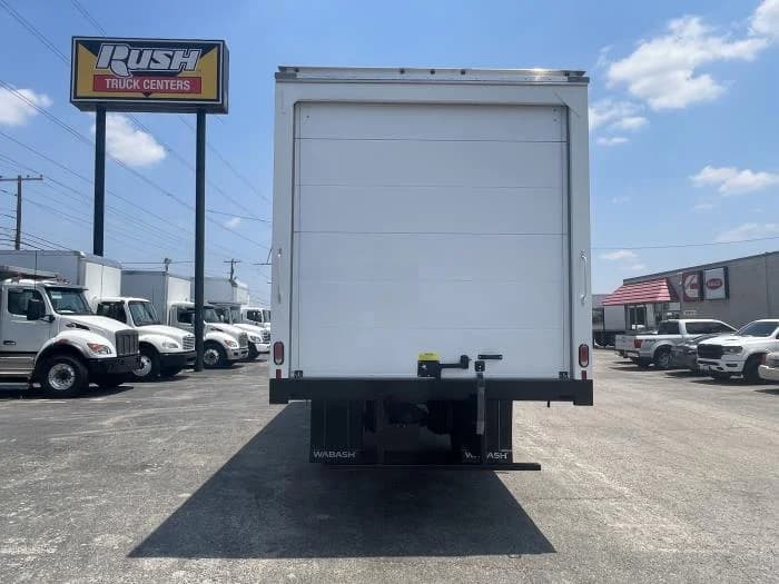 2025 Peterbilt 536 in Dallas, TX — photo 6