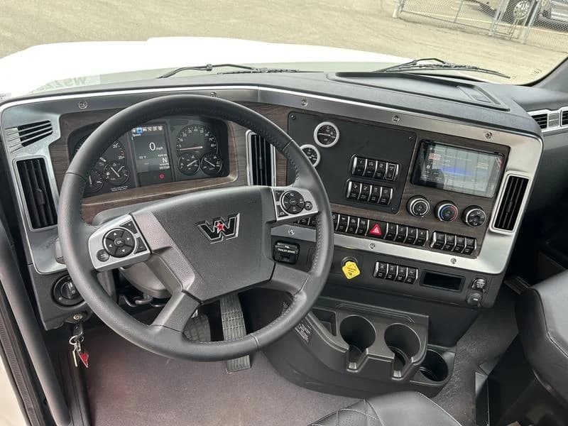 2026 Western Star 49X in Pittsburgh, PA — photo 12