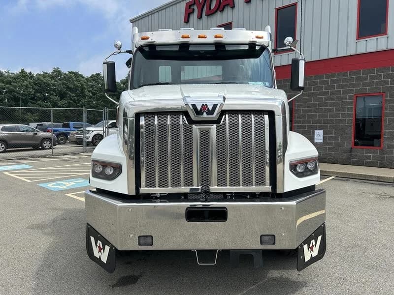 2026 Western Star 49X in Pittsburgh, PA — photo 10