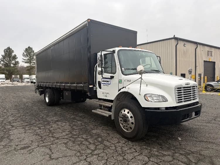 2022 Freightliner M2 106 in Manassas, VA — photo 3