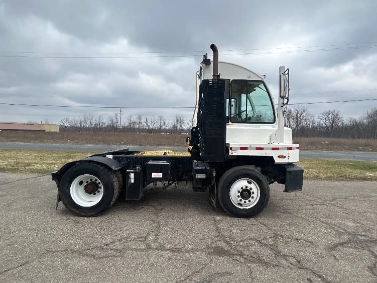 2023 Autocar in Kalamazoo, MI — photo 8