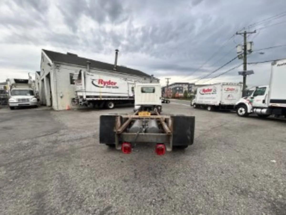 2015 Hino 338 in Kearny, NJ — photo 4