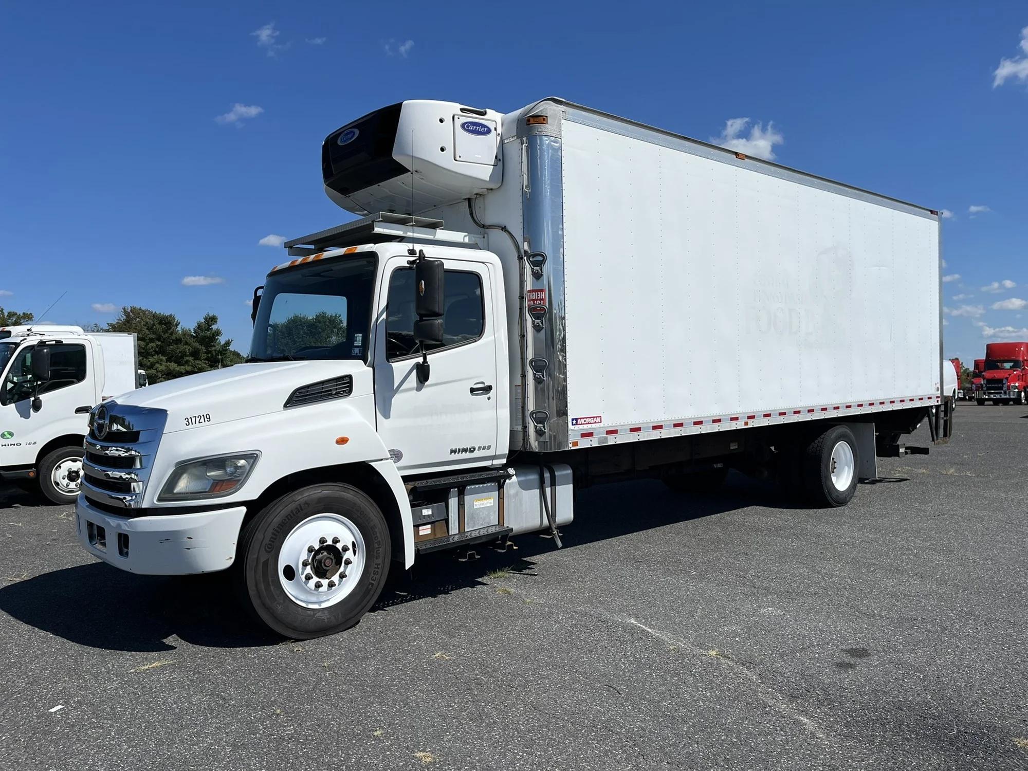 2017 Hino 338