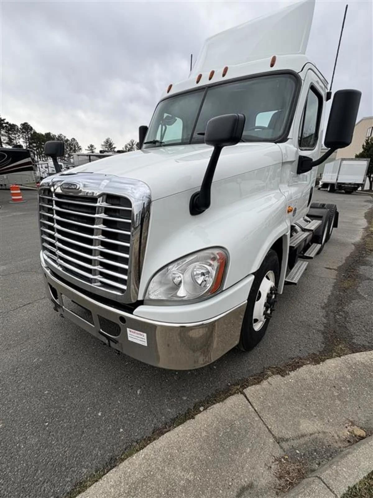 2020 Freightliner Cascadia