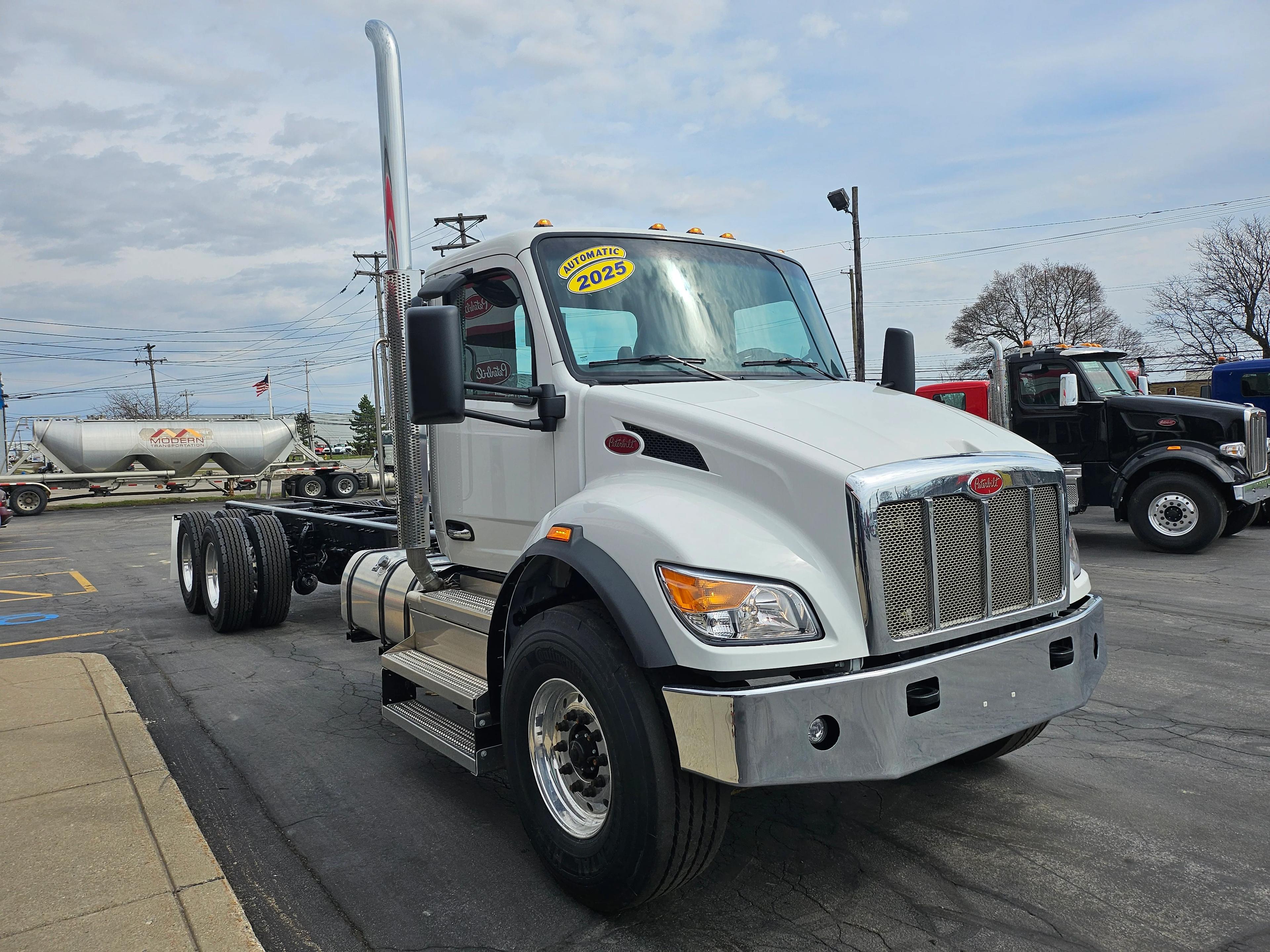 2025 Peterbilt 548 in BUFFALO, NY — photo 2