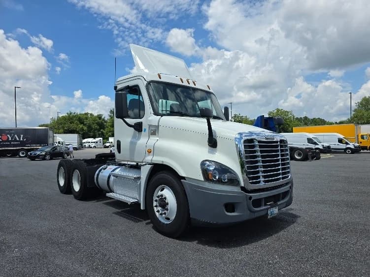 2020 Freightliner Cascadia