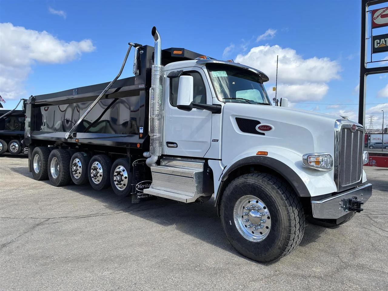 2025 Peterbilt 567 in South St. Paul, MN — photo 5