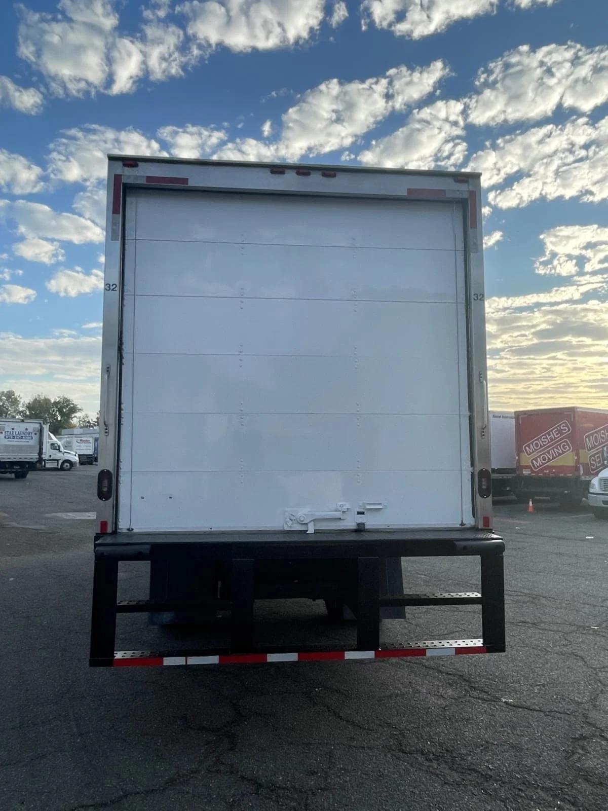 2020 International MV in Newark, NJ — photo 5