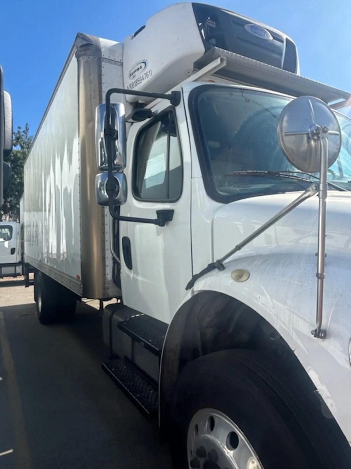 2018 Freightliner M2 106