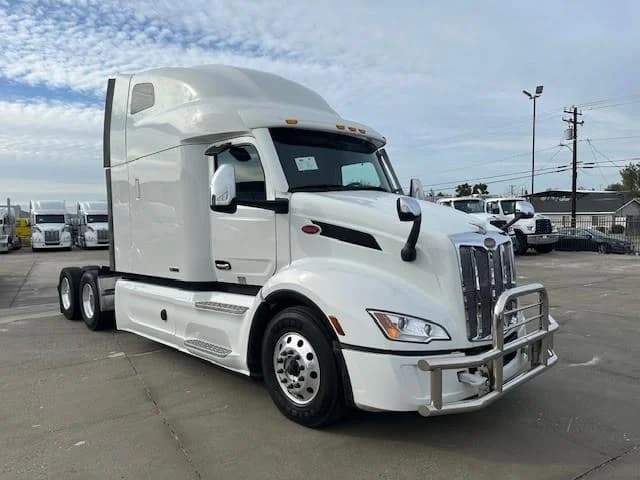 2024 Peterbilt 579 — photo 9