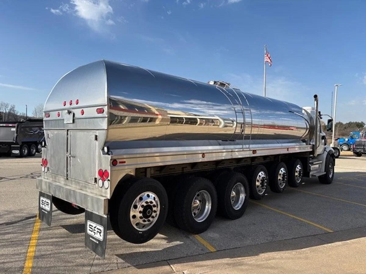 2025 Western Star 49X in La Crosse, WI — photo 5