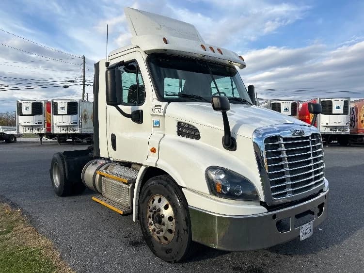 2017 Freightliner Cascadia in Harrisburg, PA