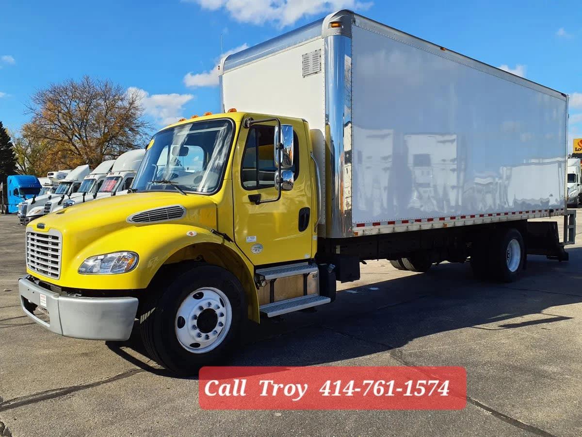 2017 Freightliner M2 106