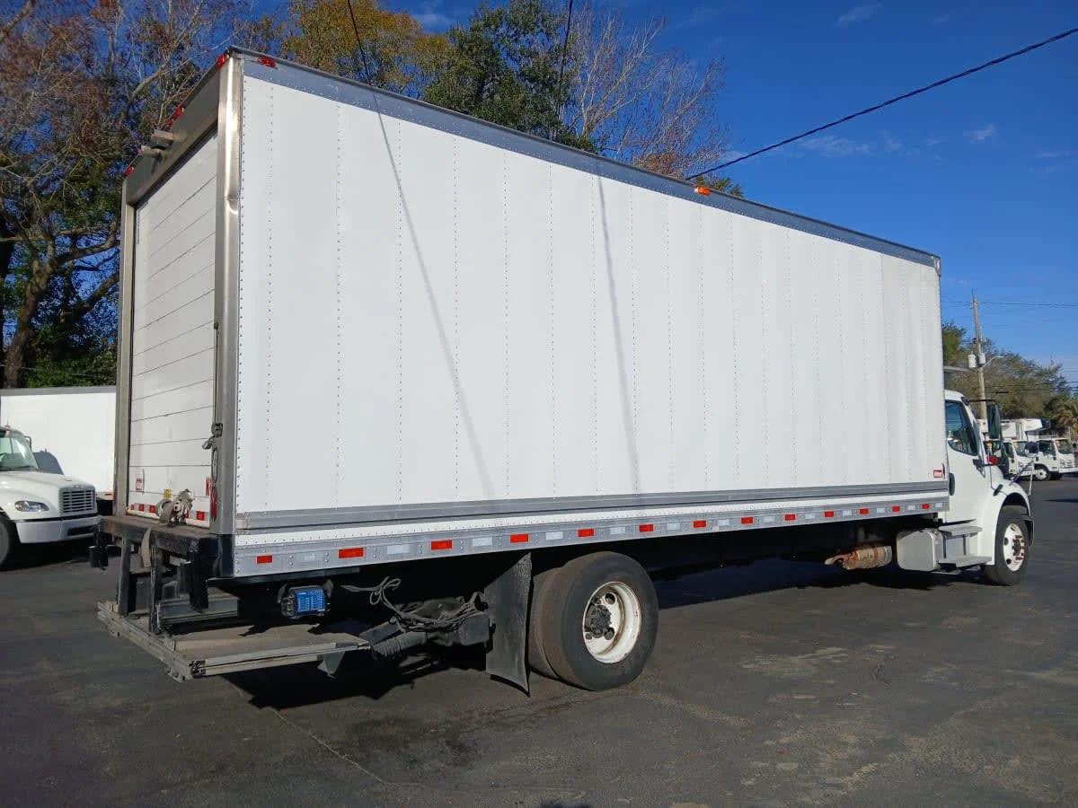 2019 Freightliner M2 106 in Atlanta, GA — photo 4