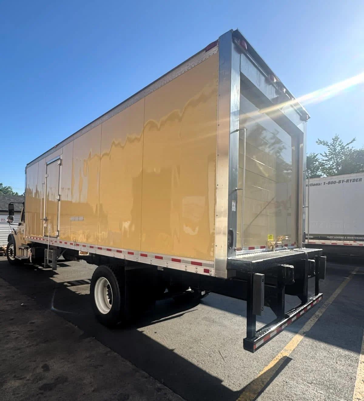 2019 Freightliner M2 106 in Newark, NJ — photo 6