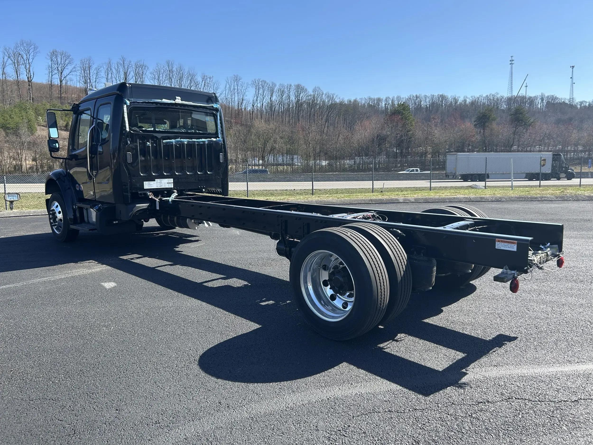 2025 Freightliner M2 106 in Knoxville, TN — photo 5