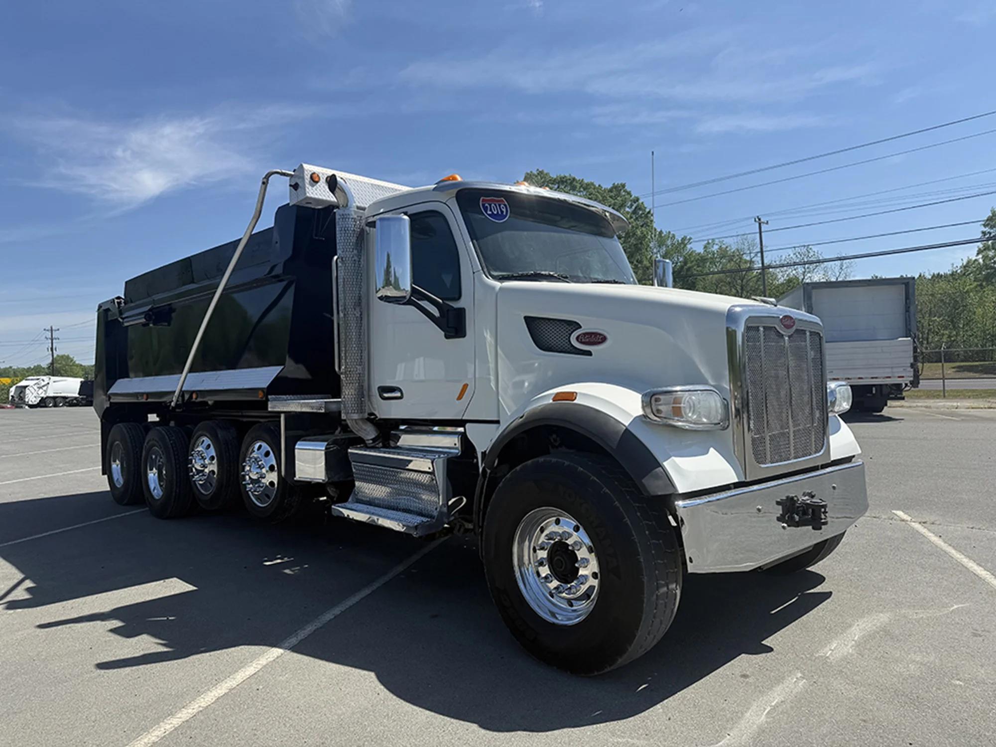 2019 Peterbilt 567 — photo 2