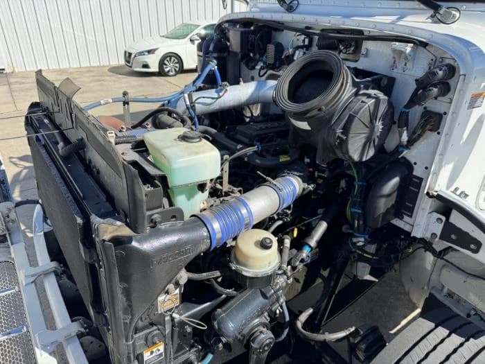 2020 Peterbilt 337 in Orlando, FL — photo 21