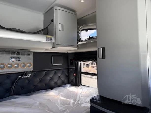 2022 Kenworth W990 in Salt Lake City, UT — photo 16