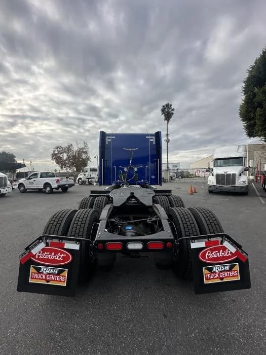 2024 Peterbilt 567 in Los Angeles, CA — photo 6