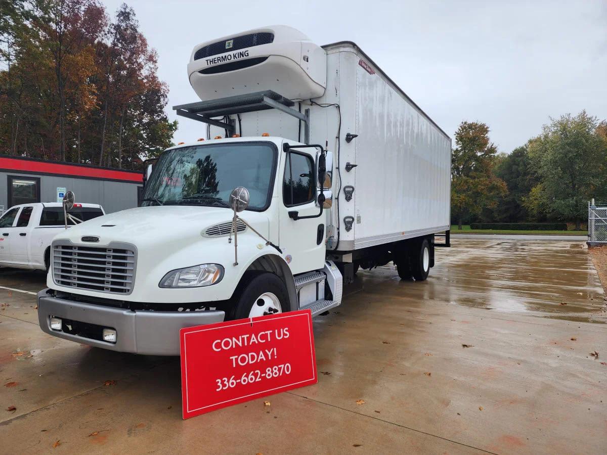 2020 Freightliner M2 106