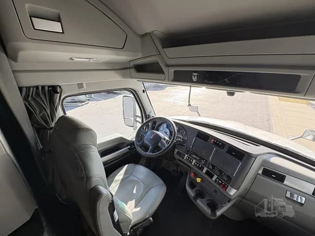2021 Kenworth T680 in Salt Lake City, UT — photo 11
