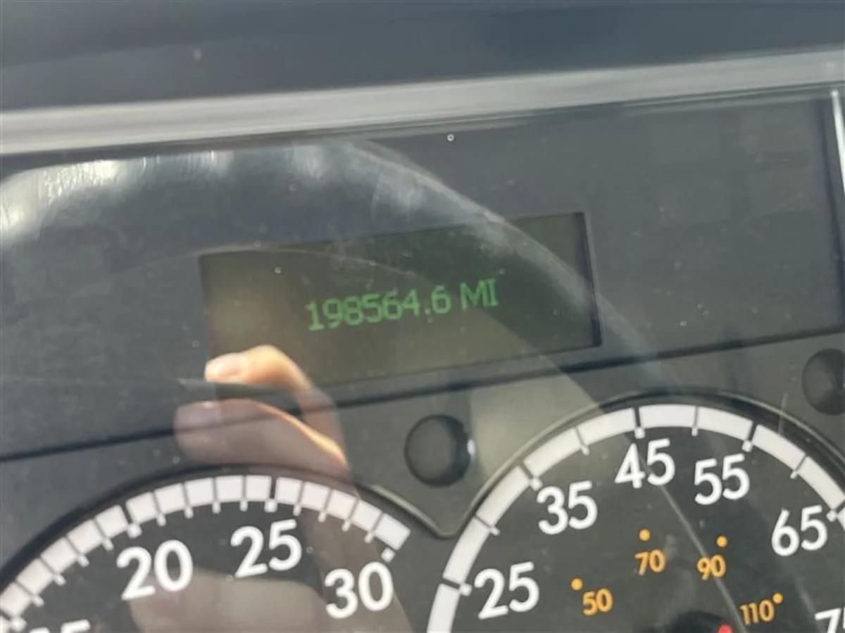 2019 Freightliner M2 106 in Beltsville, MD — photo 12