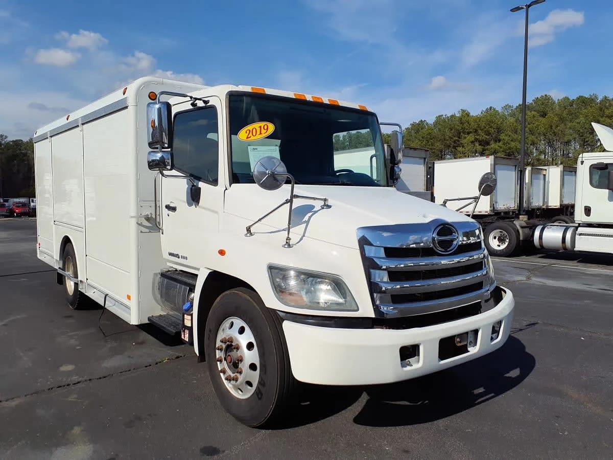 2019 Hino 338