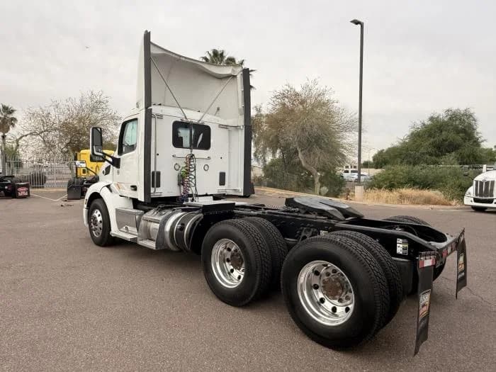 2020 Peterbilt 579 — photo 4