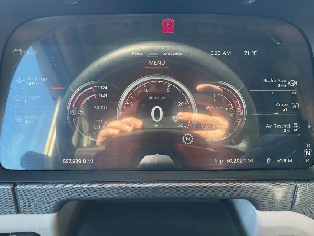 2023 Peterbilt 579 in O'Fallon, MO — photo 11