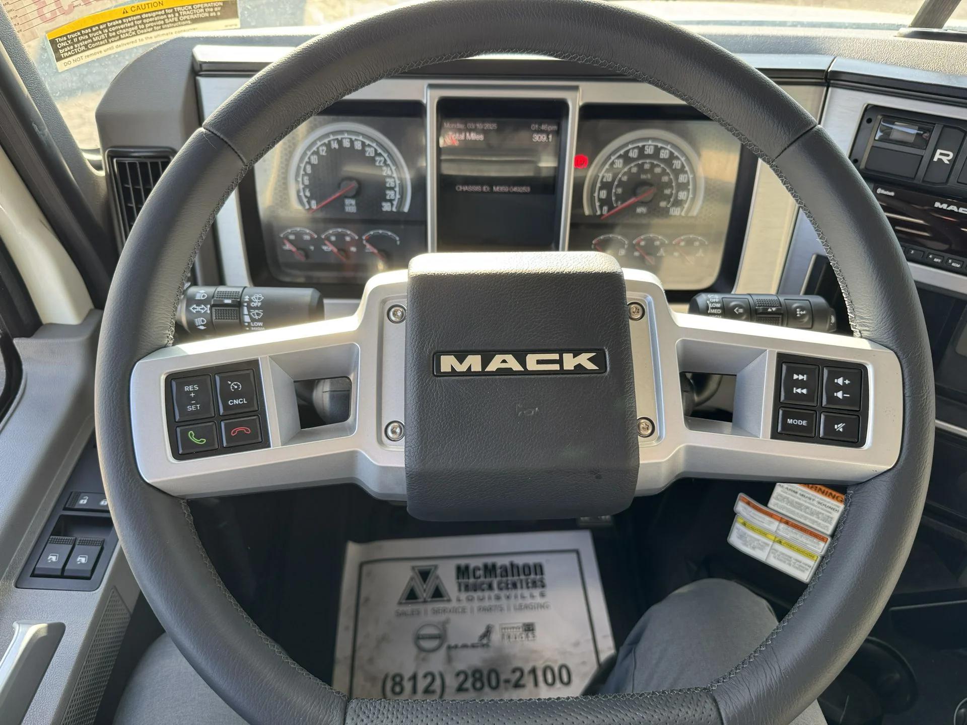 2026 Mack Granite in Clarksville, IN — photo 9