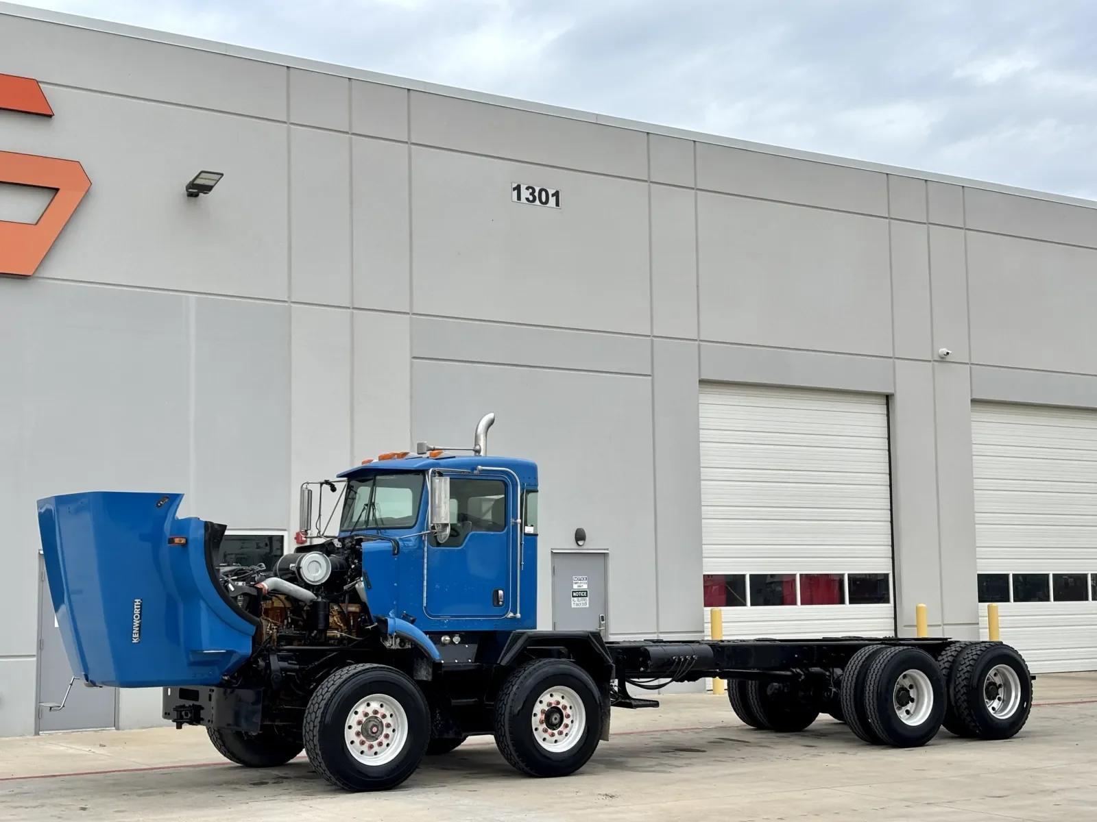 2005 Kenworth T800 in Hutchins, TX — photo 10