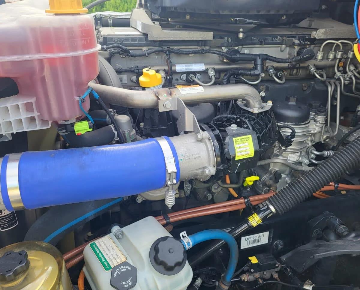 2020 Freightliner Cascadia in Jacksonville, FL — photo 7