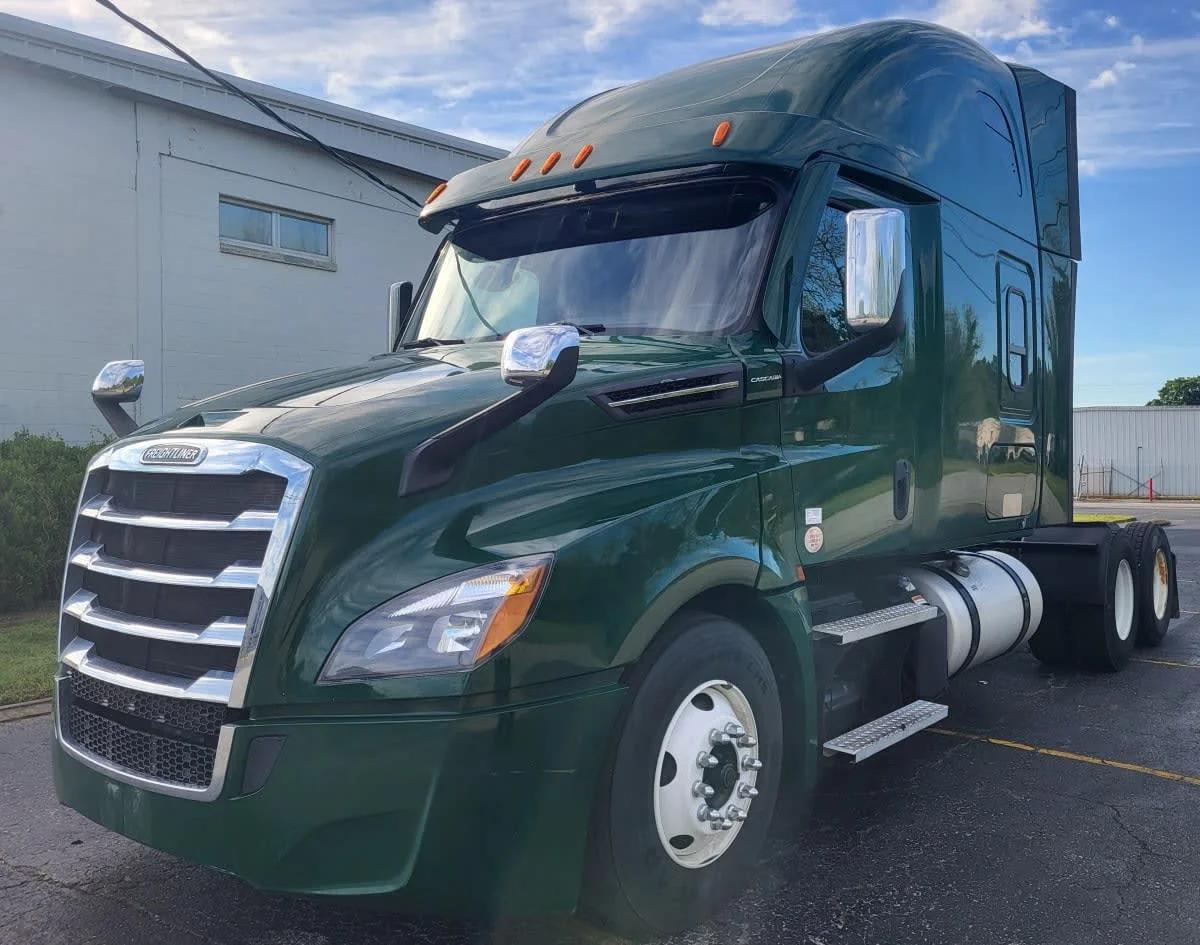 2020 Freightliner Cascadia