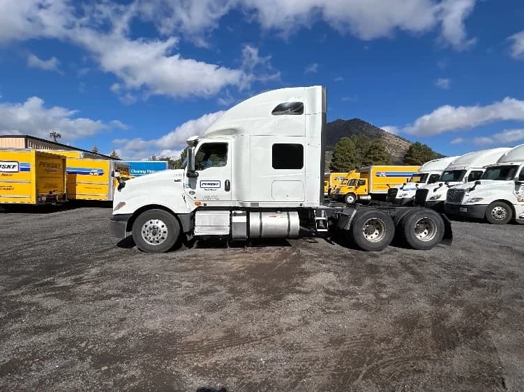 2021 International LT in Flagstaff, AZ — photo 4