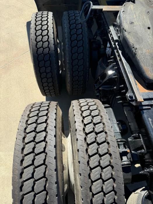 2021 Peterbilt 579 in Dallas, TX — photo 27