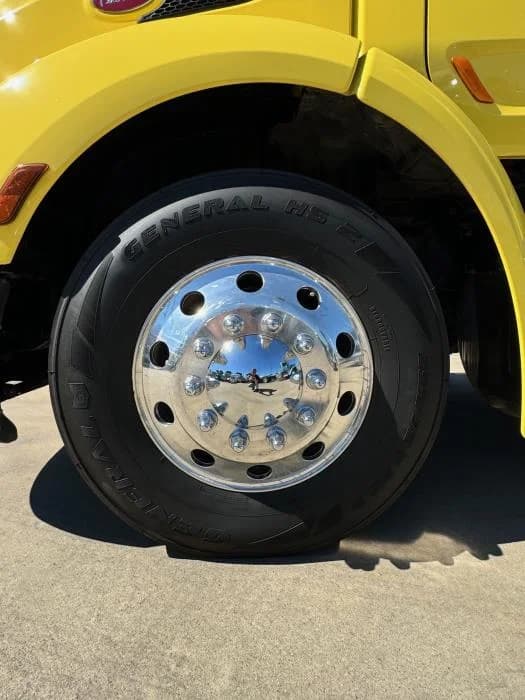 2021 Peterbilt 579 in Dallas, TX — photo 10