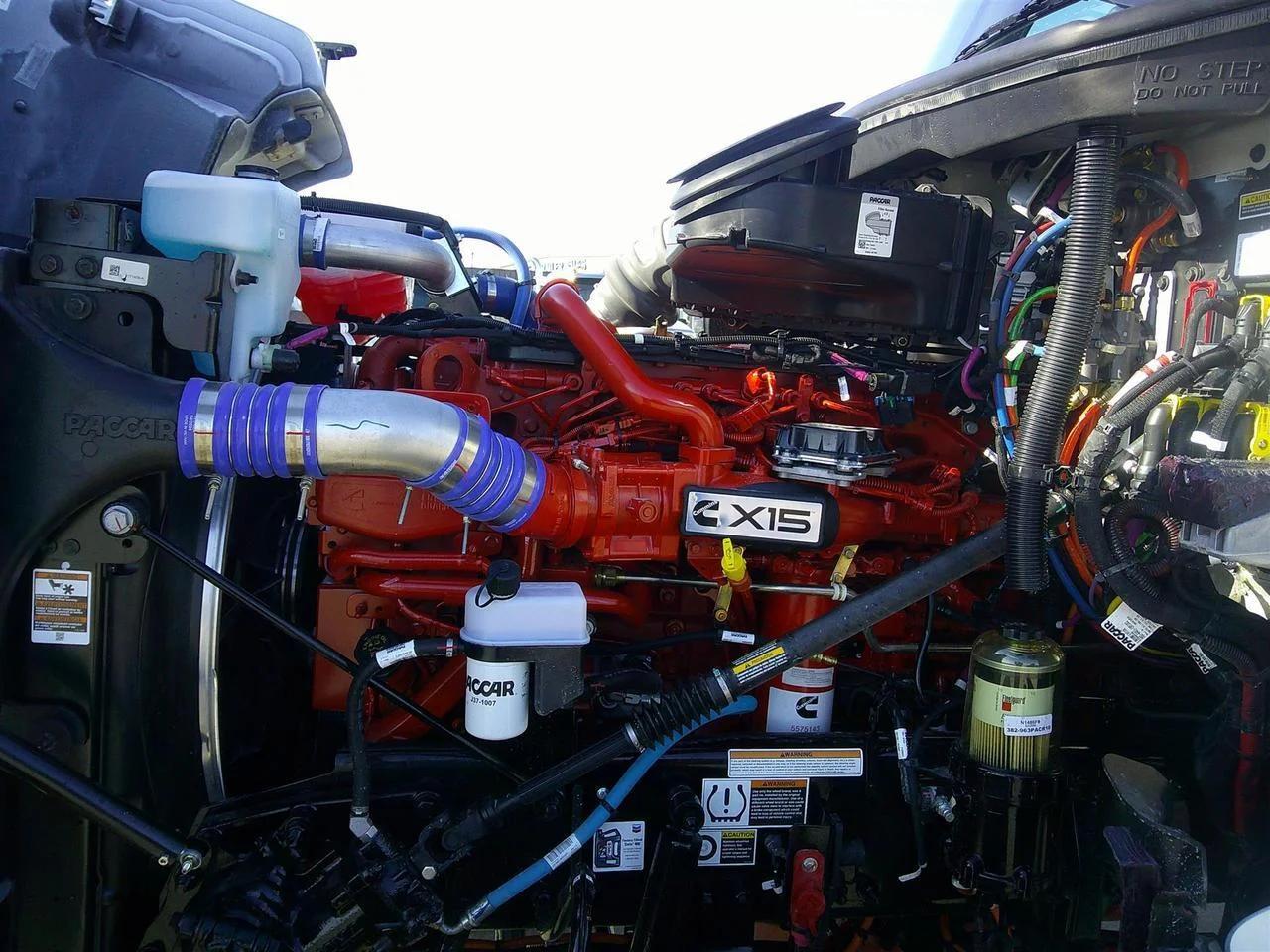 2027 Peterbilt 567 in Fargo, ND — photo 9