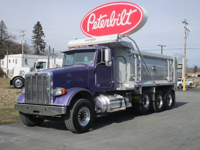 2017 Peterbilt 367